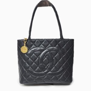 CHANEL Caviar Maidallon Bag
